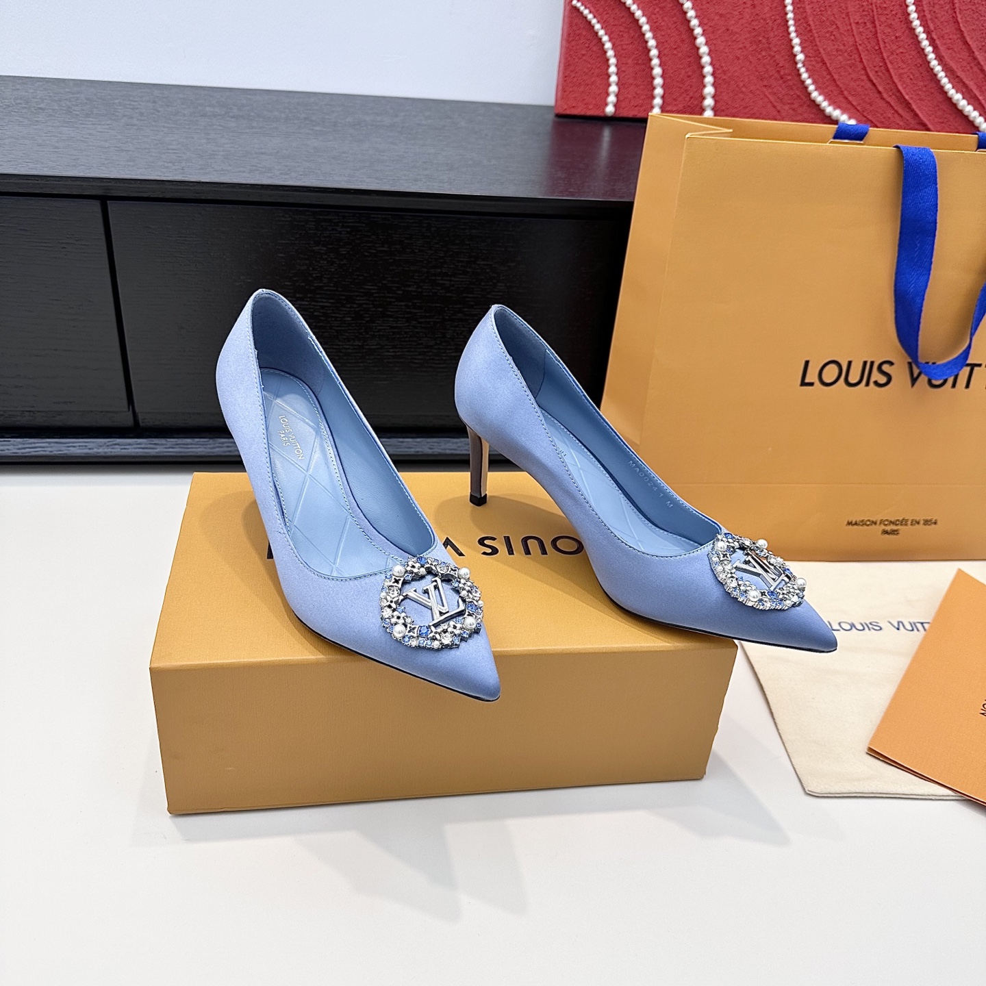 Women's high heels
